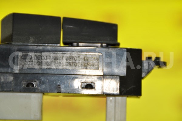 Блок кнопок Kia Cee'd 