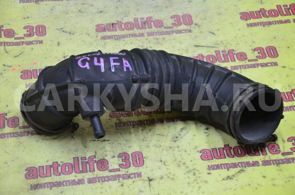 Патрубок воздушного фильтра Kia Cee'd 