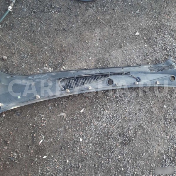 Накладка жабо Nissan Navara (Frontier) 