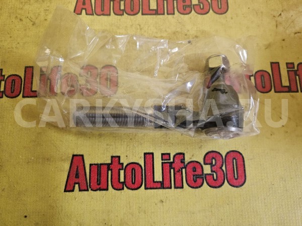 Наконечник рулевой правый Toyota Land Cruiser 