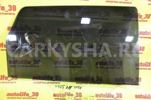 Стекло боковое Nissan Qashqai 