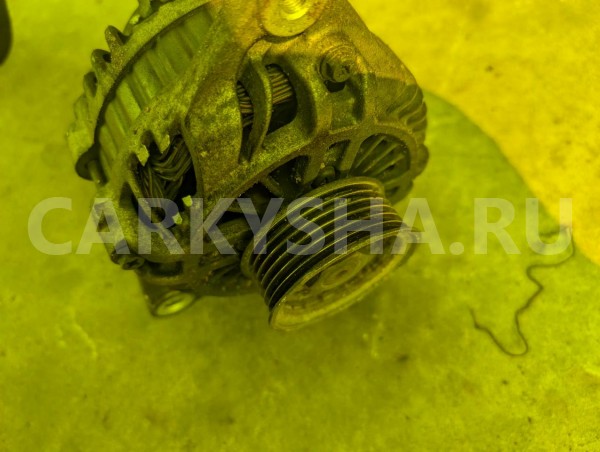 Генератор Nissan Cedric 