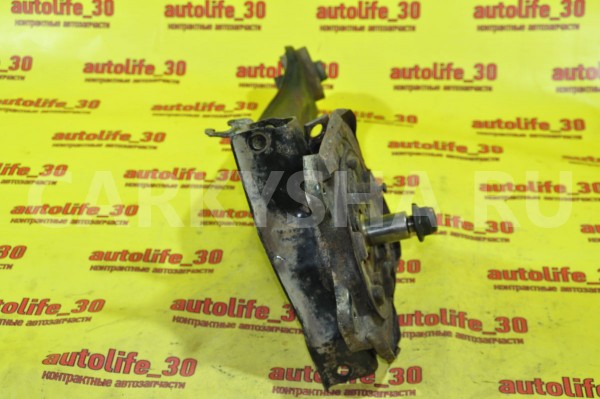 Рычаг задний продольный Mitsubishi Lancer 