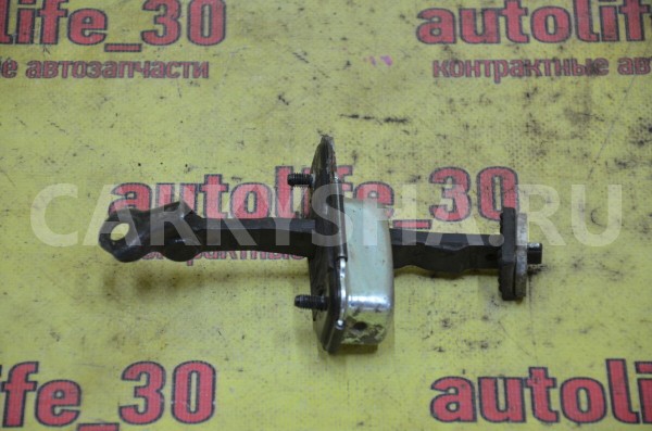 Ограничитель двери Kia Cee'd 