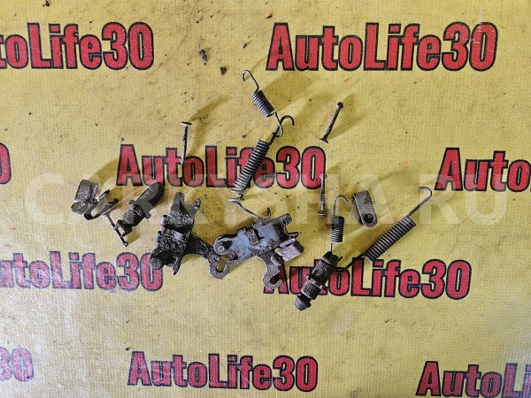 Колодки ручного тормоза к-кт Hyundai Santa Fe 