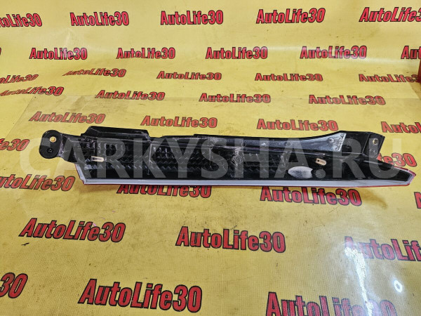 Фонарь задний левый Volvo XC90 оригинальный номер 30698141