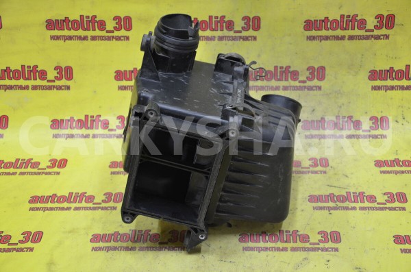 Корпус воздушного фильтра Kia Cee'd 