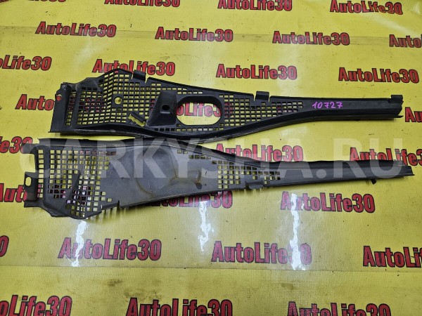 Рамка лобового стекла Renault Duster 