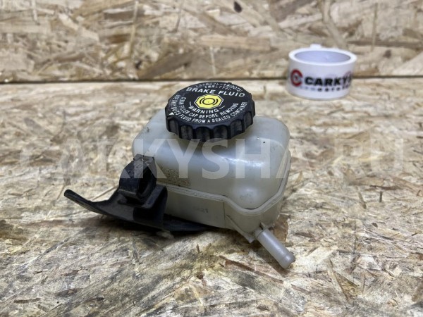 Бачок тормозной жидкости Lexus RX II Рестайлинг оригинальный номер 47220-48020