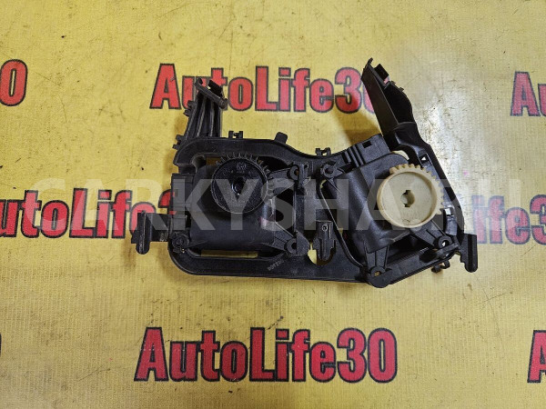 Сервопривод отопителя SEAT Ibiza оригинальный номер 6Q0820892B