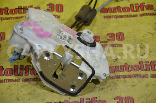 Замок двери передней правой Honda Civic 