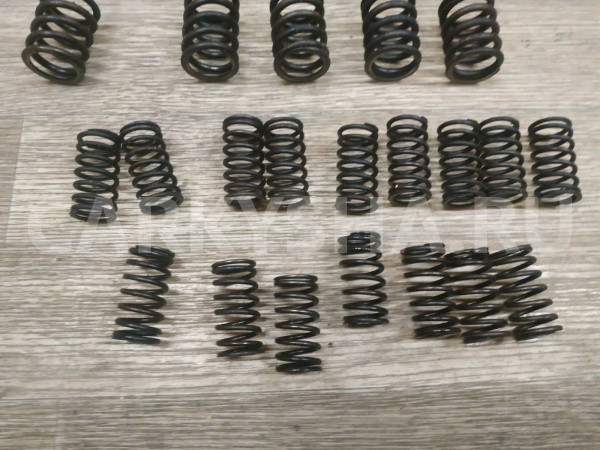 Пружина клапана Toyota Mark II оригинальный номер .