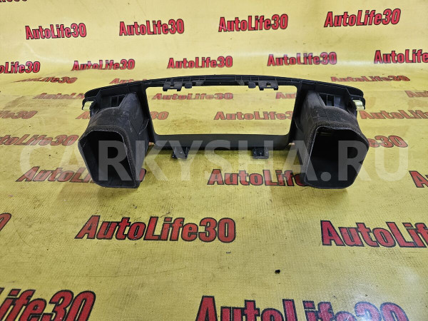 Рамка магнитолы Toyota Corolla оригинальный номер 5540612320B0