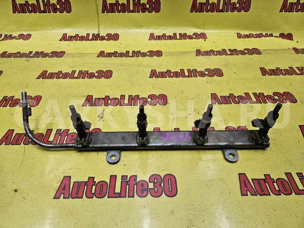 Рейка топливная (рампа) Mitsubishi Outlander 