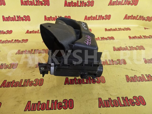 Корпус воздушного фильтра Nissan Juke 