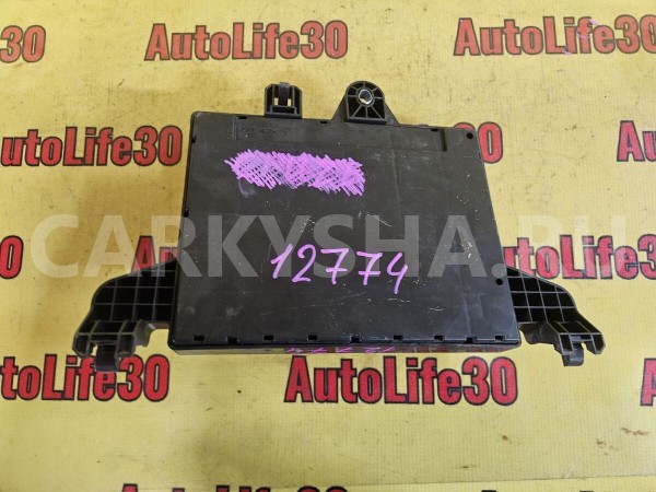 Блок предохранителей Opel Astra 