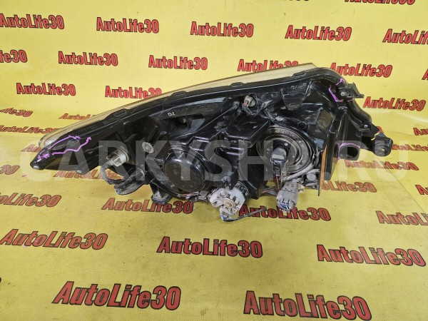 Фара левая Subaru Forester 