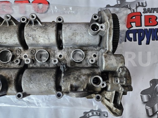 Клапанная крышка с распредвалами Skoda Octavia 