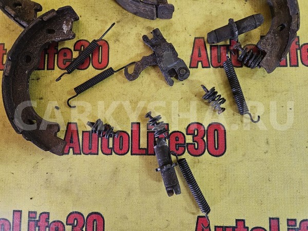 Колодки ручного тормоза к-кт Kia Cee'd 