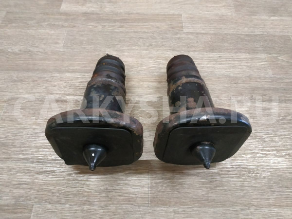 Опора задней пружины верхняя Ford Mondeo оригинальный номер 1745027