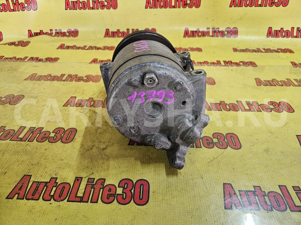 Компрессор кондиционера Volvo S40 оригинальный номер 31324236