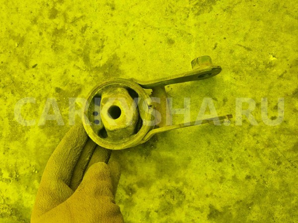 Подушка двигателя Toyota Vitz 