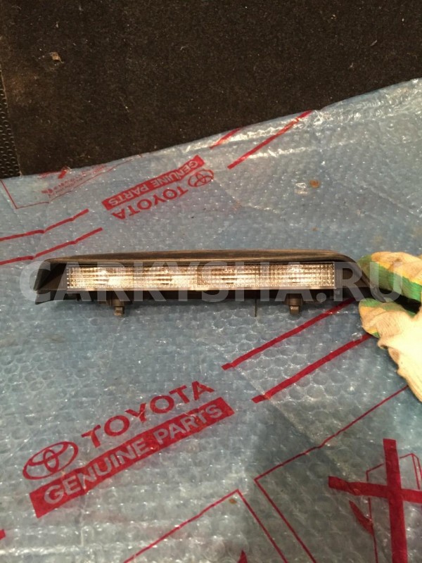Стоп сигнал в крышку багажника Toyota Auris I Хэтчбек 5 дв. оригинальный номер 288-16698