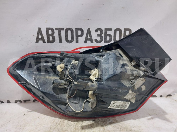 Фонарь задний правый Opel Astra J рестайлинг унив Opel Astra оригинальный номер 13314051