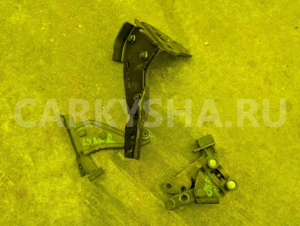 Ролик двери Mazda MPV 