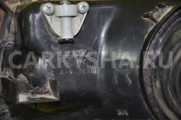 Фара Mazda 323 оригинальный номер 08-216-1116R