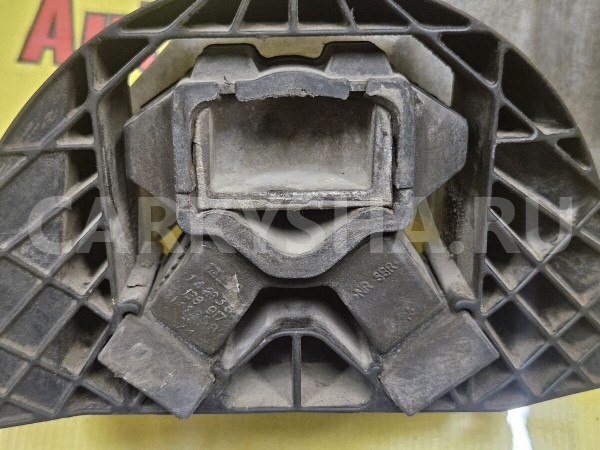 Опора двигателя правая Nissan Almera 