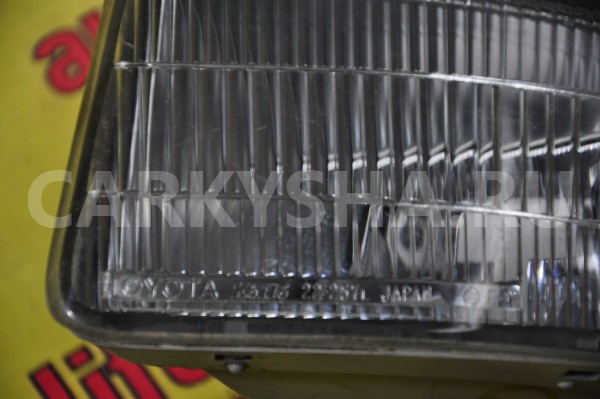 Фара противотуманная Toyota Chaser 