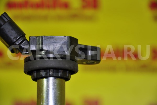Катушка зажигания Toyota Auris 