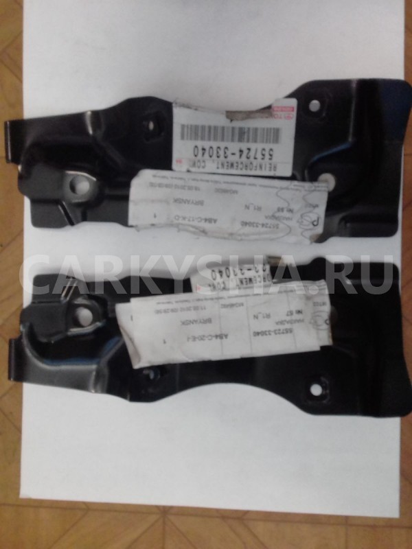 Крышка петли капота Toyota Camry 