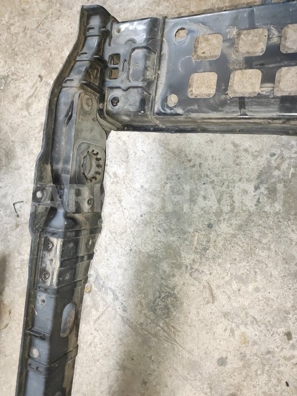 Панель передняя телевизор Hyundai Santa Fe 