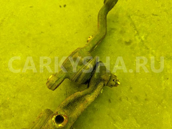 Рычаг Toyota Aristo 