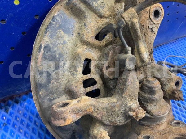 Ступица правая кулак поворотный Hiace XH10 цапфа Toyota HiAce оригинальный номер 4321126110