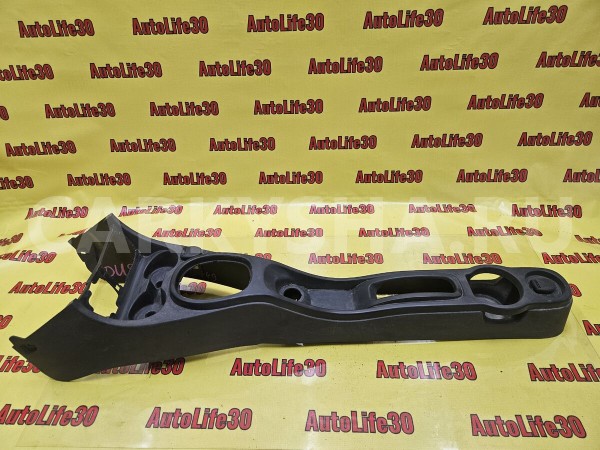 Консоль КПП Renault Duster 