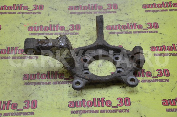 Кулак поворотный передний Nissan Qashqai 