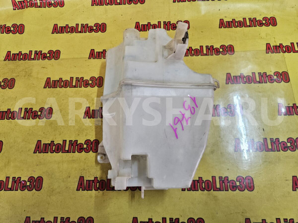 Бачок омывателя лобового стекла Renault 11 оригинальный номер 289108036R