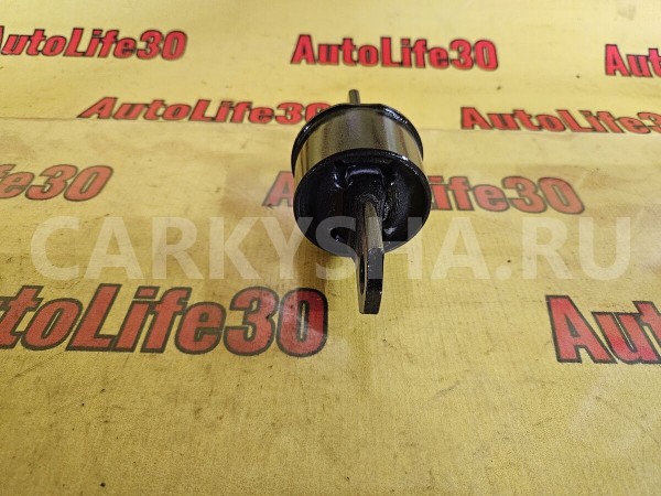 Сайлентблок передний Mazda 3 