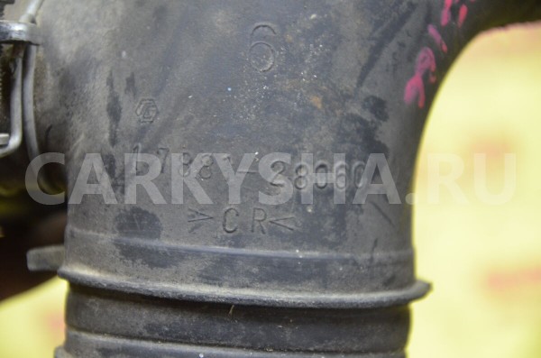 Патрубок воздушного фильтра Toyota RAV 4 