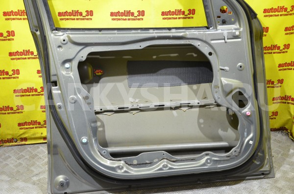 Дверь передняя левая Hyundai Santa Fe 