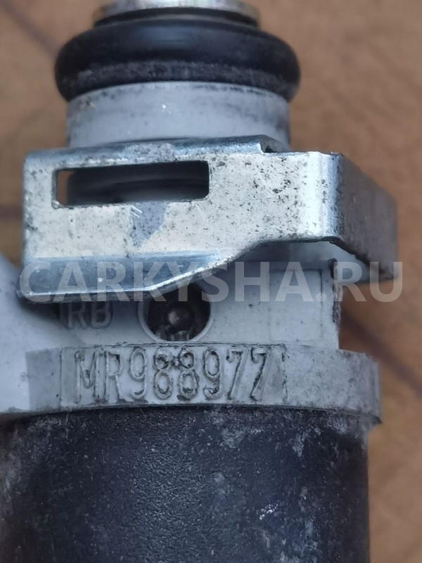 Форсунка инжекторная электрическая Mitsubishi Lancer 