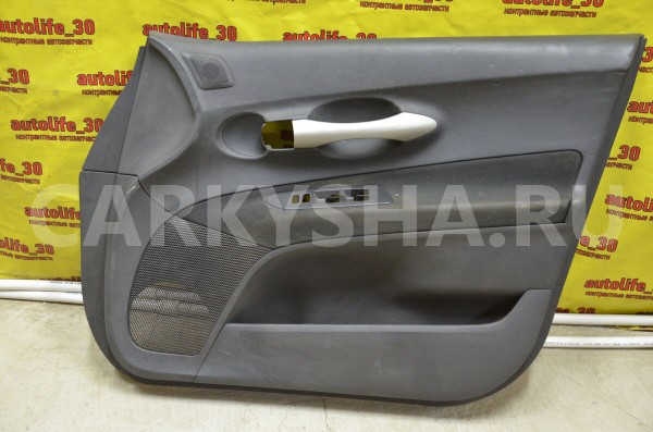 К-кт обшивки двери Toyota Auris 