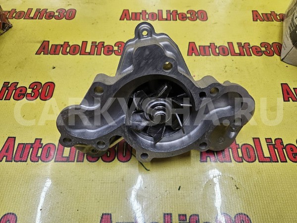 Насос водяной (помпа) Mazda MPV 