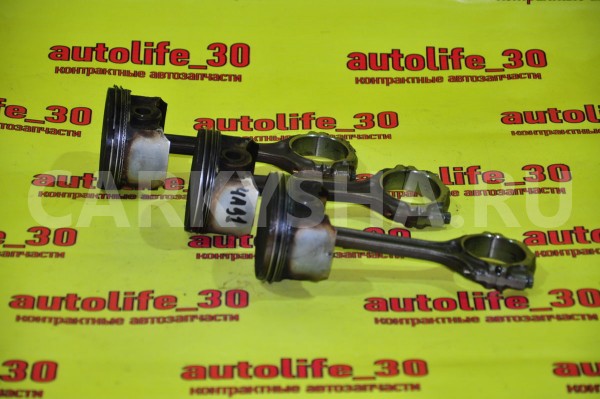 Поршень с шатуном Mitsubishi Lancer 