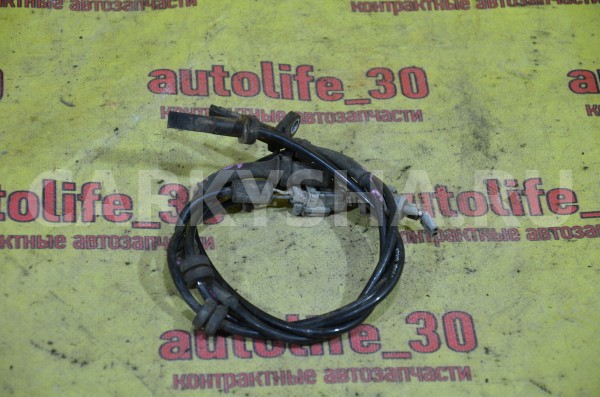 Датчик ABS передний Nissan Qashqai 