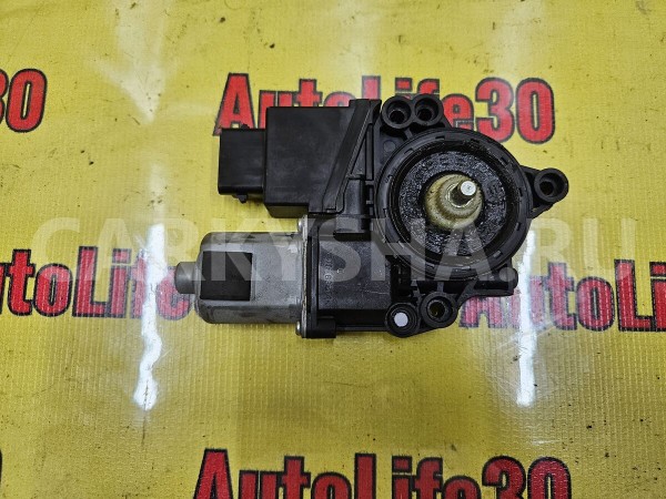 Моторчик стеклоподъемника Kia Cee'd 