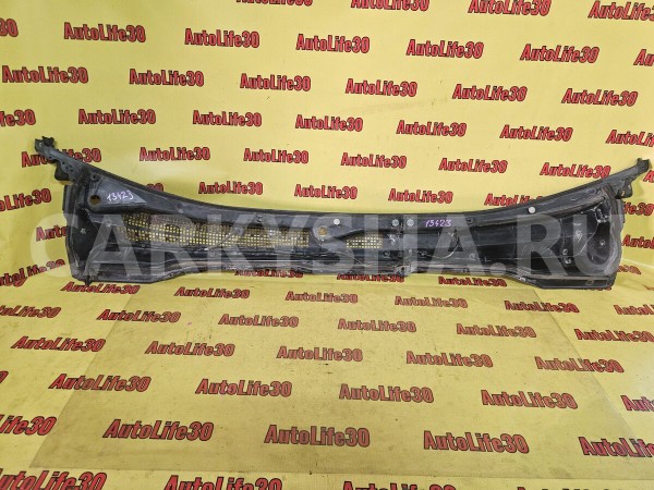 Рамка лобового стекла Honda CR-V 